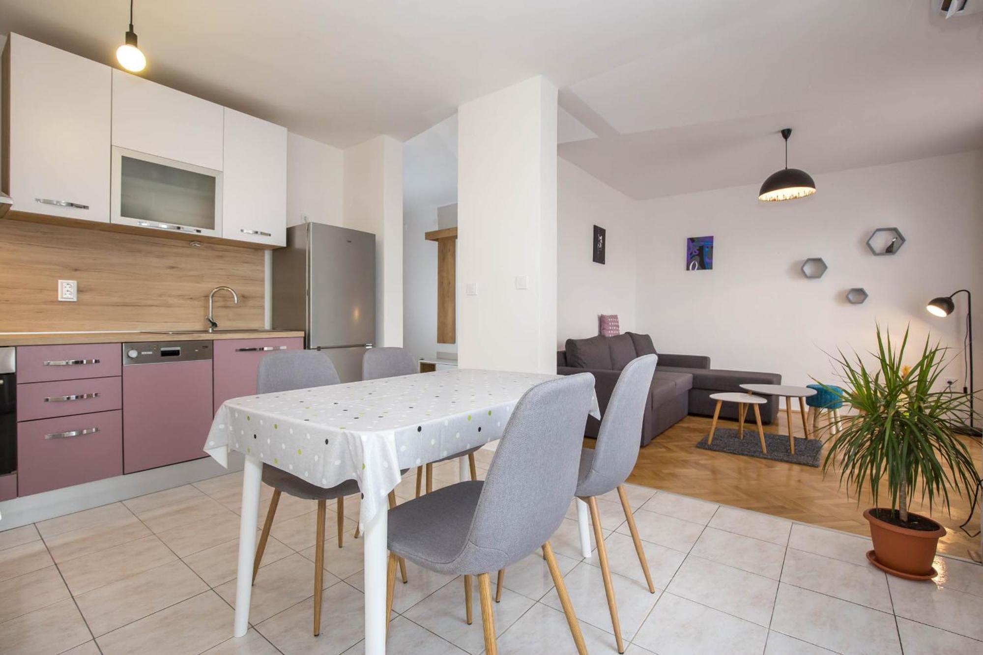 Apartman Sesna Бол Экстерьер фото